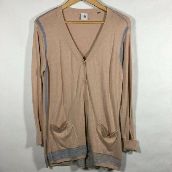 Cabi Sweaters - Cabi Lucy Cardigan Size Large Long Sleeve Button